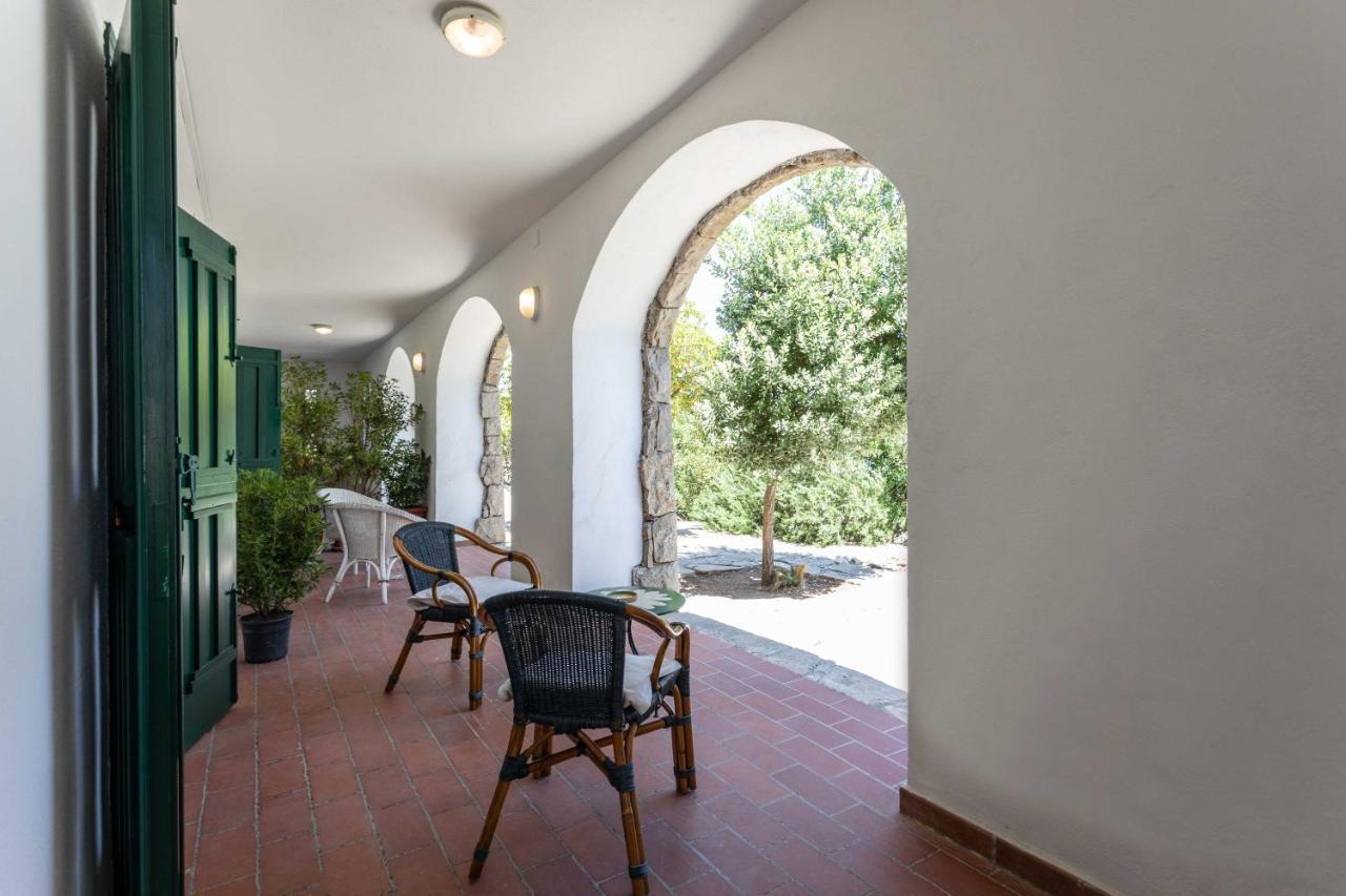 Il Posto Delle Fragole Bed & Breakfast Castro  Exterior photo