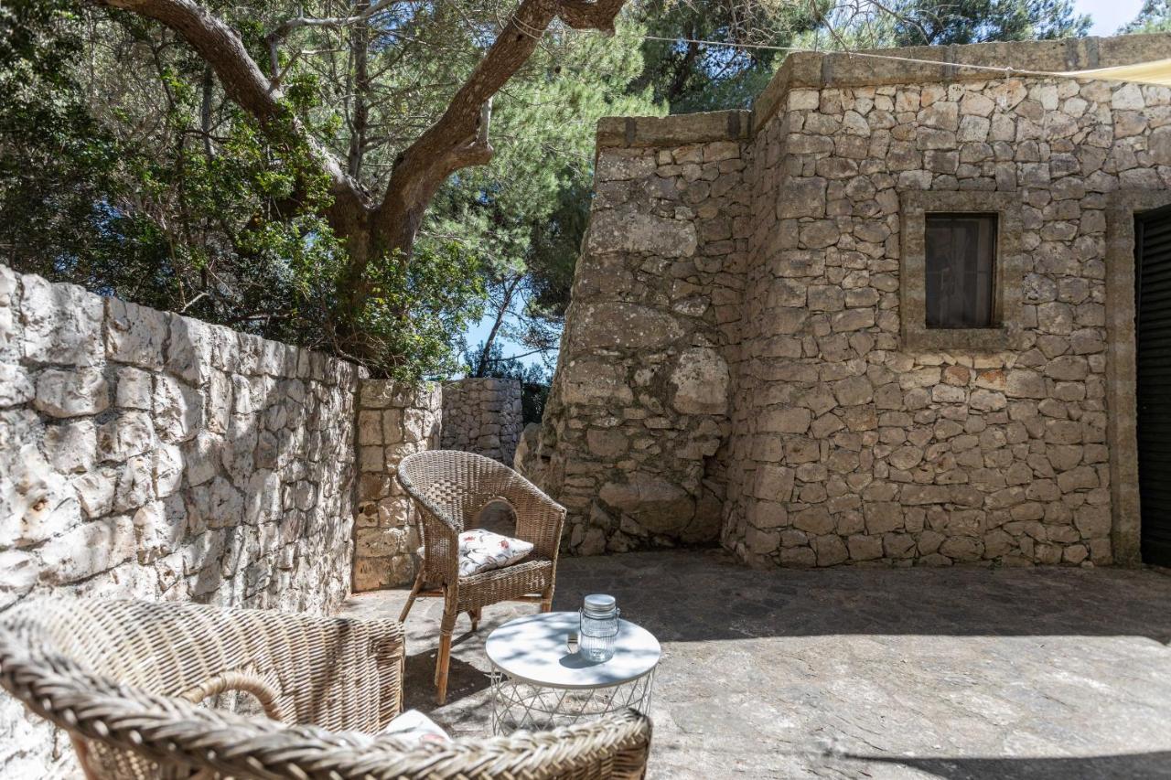Il Posto Delle Fragole Bed & Breakfast Castro  Exterior photo